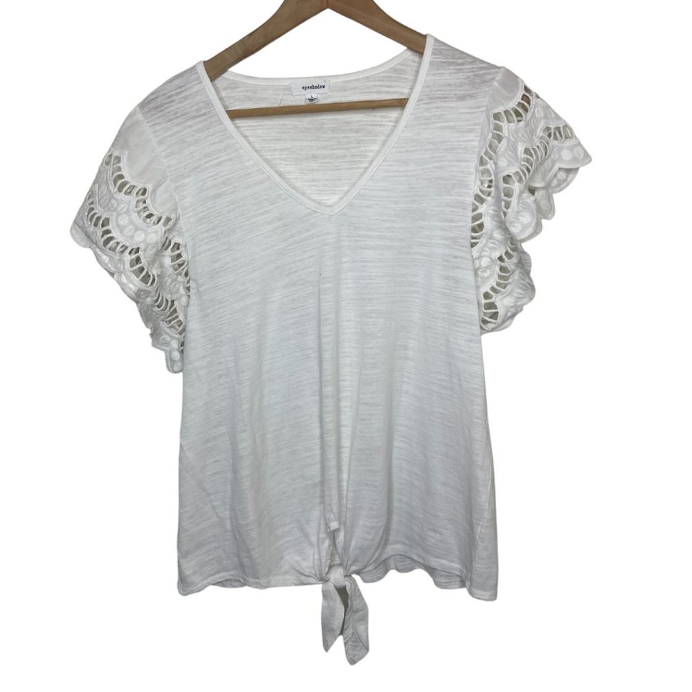 Eyeshadow | White Tie Front Top with Lace Cutout Puff Sleeves | Size L